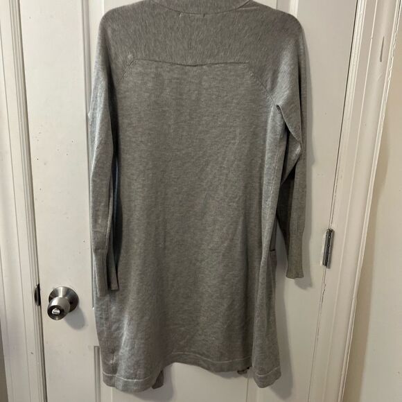 Gray cardigan  - Picture 3 of 5
